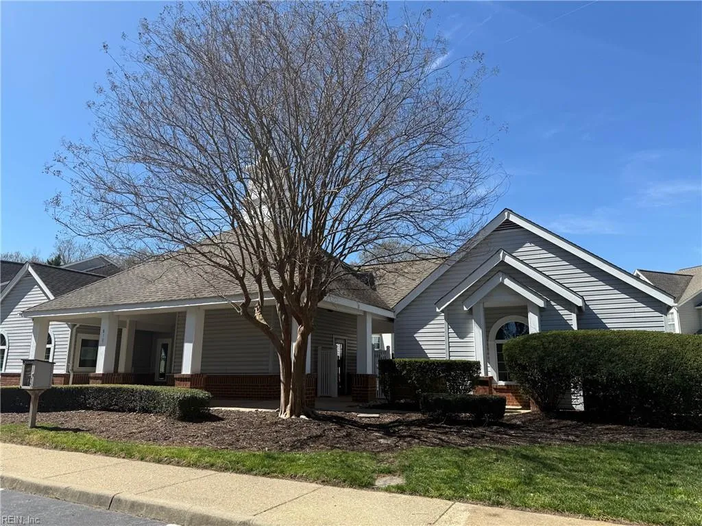 Virginia Beach, Virginia 23464, United States, 2 Bedrooms Bedrooms, ,2 BathroomsBathrooms,Residential,Active,92301