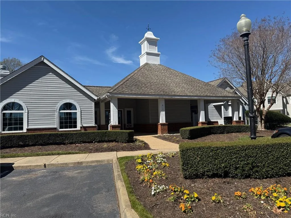 Virginia Beach, Virginia 23464, United States, 2 Bedrooms Bedrooms, ,2 BathroomsBathrooms,Residential,Active,92301