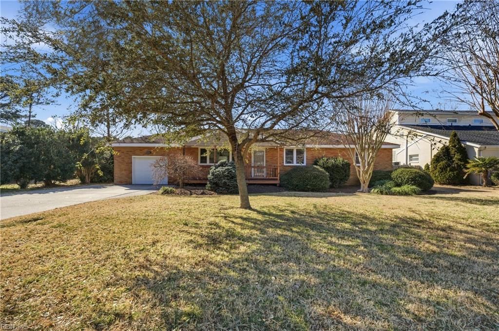 Photo of 2233 Lynn Road, Virginia Beach, VA 23451 (MLS # 10619711)