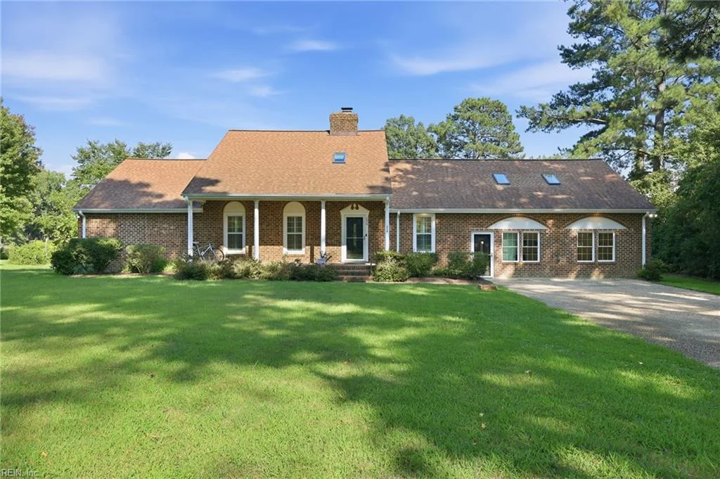 236 Robanna Drive