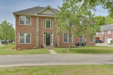 MLS: 10580396