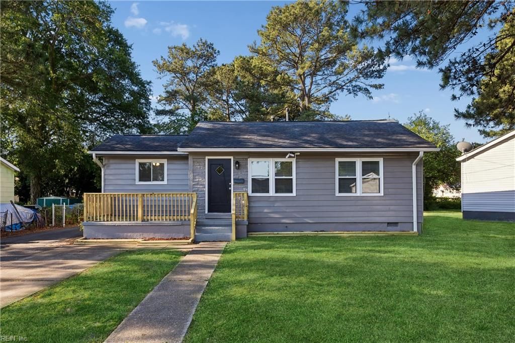 Photo of 743 Bold Street, Portsmouth, VA 23701 (MLS # 10633361)