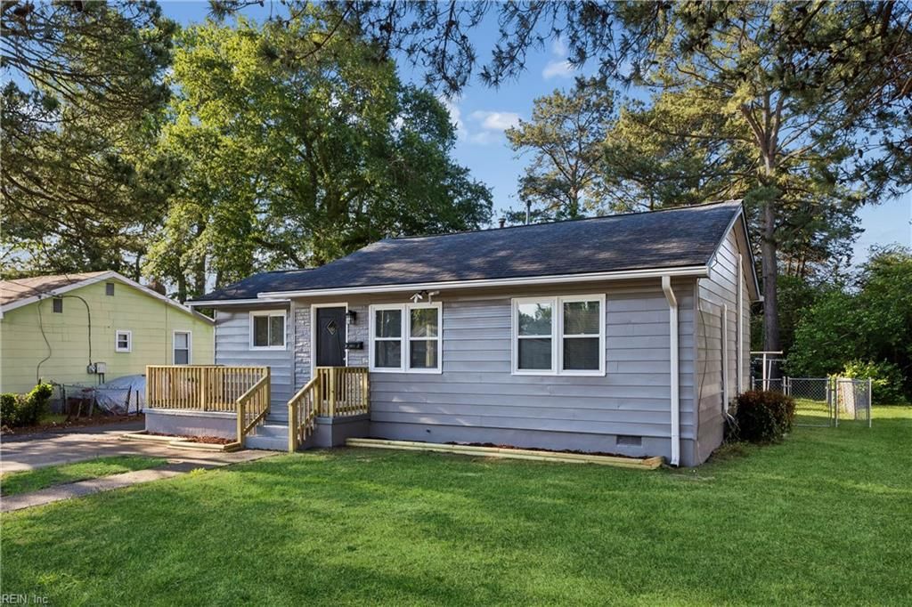 Photo of 743 Bold Street, Portsmouth, VA 23701 (MLS # 10633361)