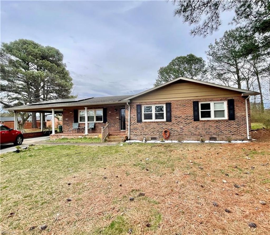 Photo of 1341 Devonshire Court, Suffolk, VA 23434 (MLS # 10624555)