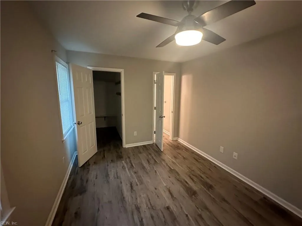 Norfolk, Virginia 23505, United States, 3 Bedrooms Bedrooms, ,2 BathroomsBathrooms,Residential,Pending,7639