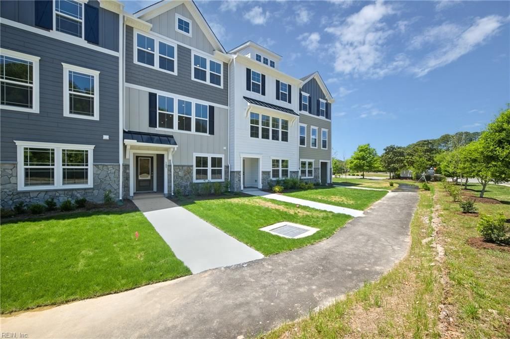 Photo of 109 Bracewell Lane, Yorktown, VA 23692 (MLS # 10634602)