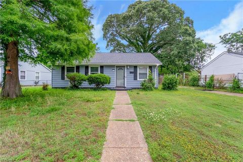 Single Family Residence in Norfolk VA 840 Tifton Street.jpg