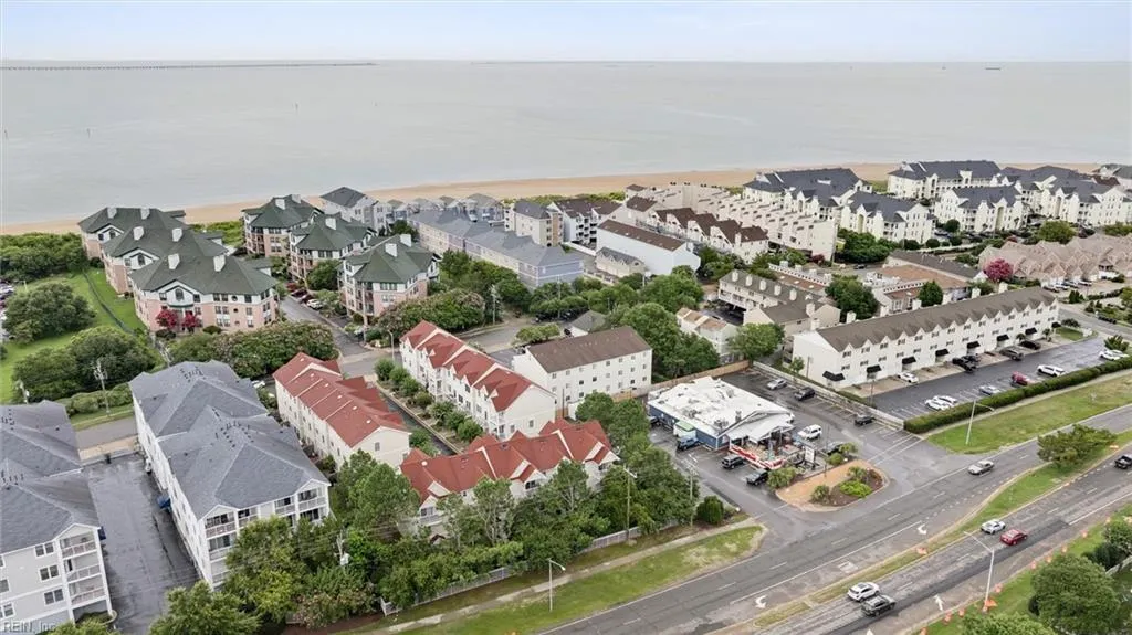 Virginia Beach, Virginia 23451, United States, 2 Bedrooms Bedrooms, ,1 BathroomBathrooms,Residential,Active,174360