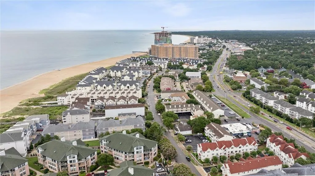 Virginia Beach, Virginia 23451, United States, 2 Bedrooms Bedrooms, ,1 BathroomBathrooms,Residential,Active,174360