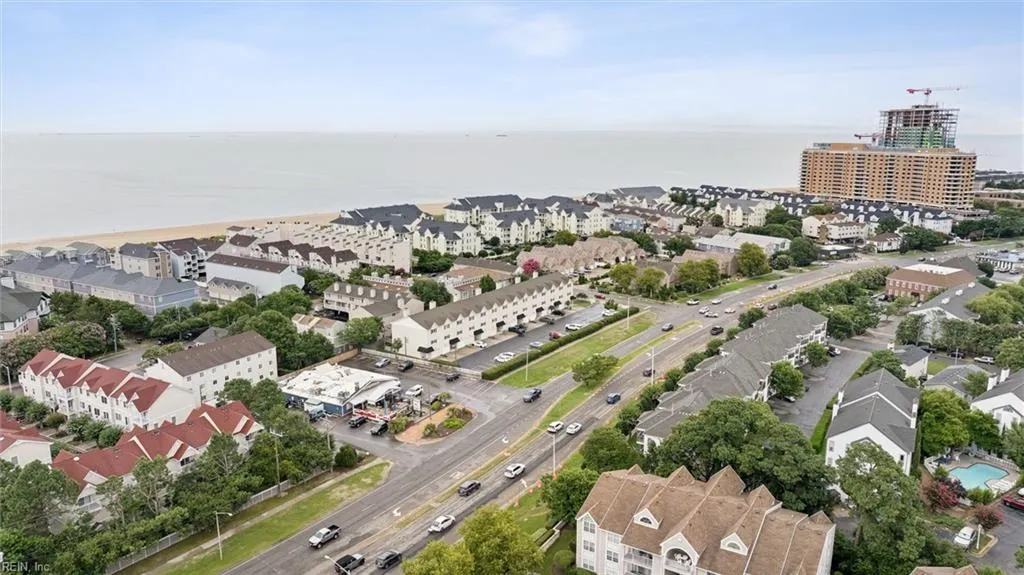 Virginia Beach, Virginia 23451, United States, 2 Bedrooms Bedrooms, ,1 BathroomBathrooms,Residential,Active,174360