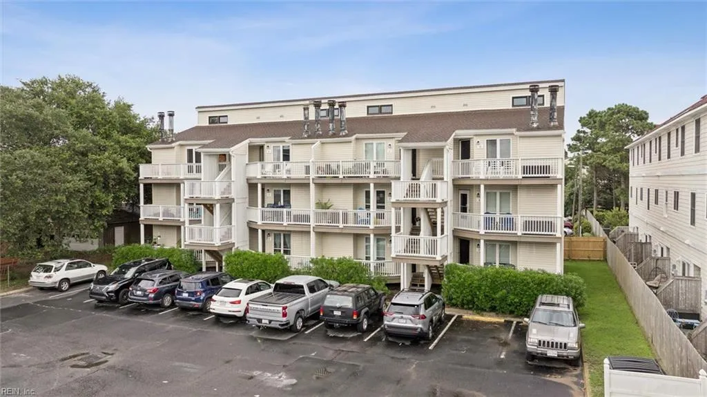 Virginia Beach, Virginia 23451, United States, 2 Bedrooms Bedrooms, ,1 BathroomBathrooms,Residential,Active,174360