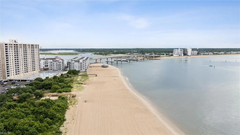 Virginia Beach, Virginia 23451, United States, 2 Bedrooms Bedrooms, ,1 BathroomBathrooms,Residential,Active,174360