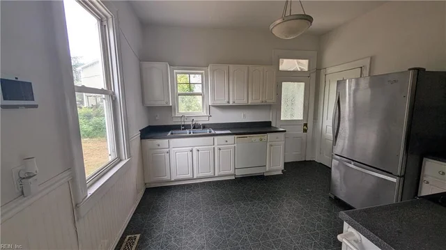 415 Colbert Avenue, photo 2 of 14