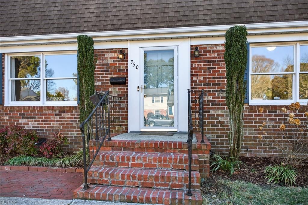 Photo of 350 Wrexham Court, Hampton, VA 23669 (MLS # 10617350)