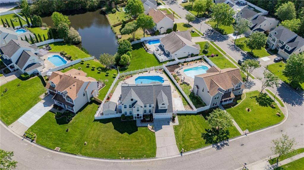 Photo of 1932 English Oak Court, Virginia Beach, VA 23453 (MLS # 10631280)