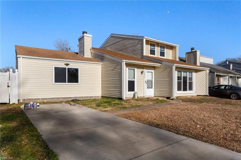 Photo of 3840 Aberdeen Court, Virginia Beach, VA 23453 (MLS # 10618293)