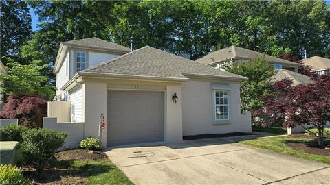 Photo of 114 Sarazen Court, Newport News, VA 23602 (MLS # 10630627)