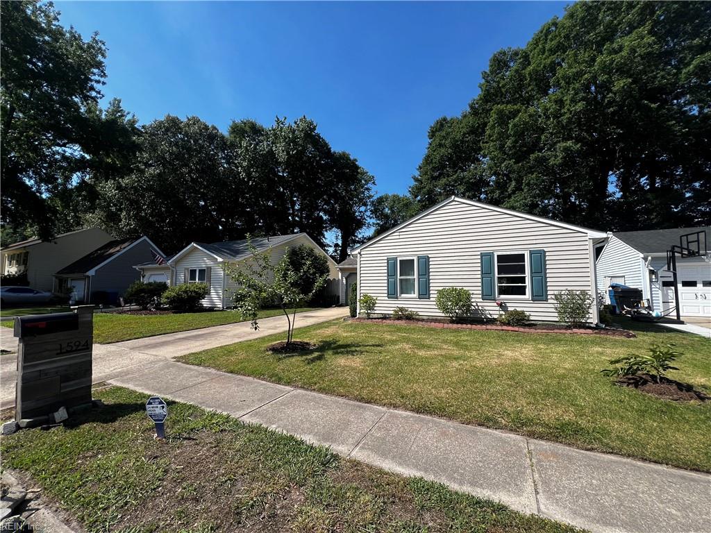 Photo of 1594 Hummingbird Lane, Virginia Beach, VA 23454 (MLS # 10638831)