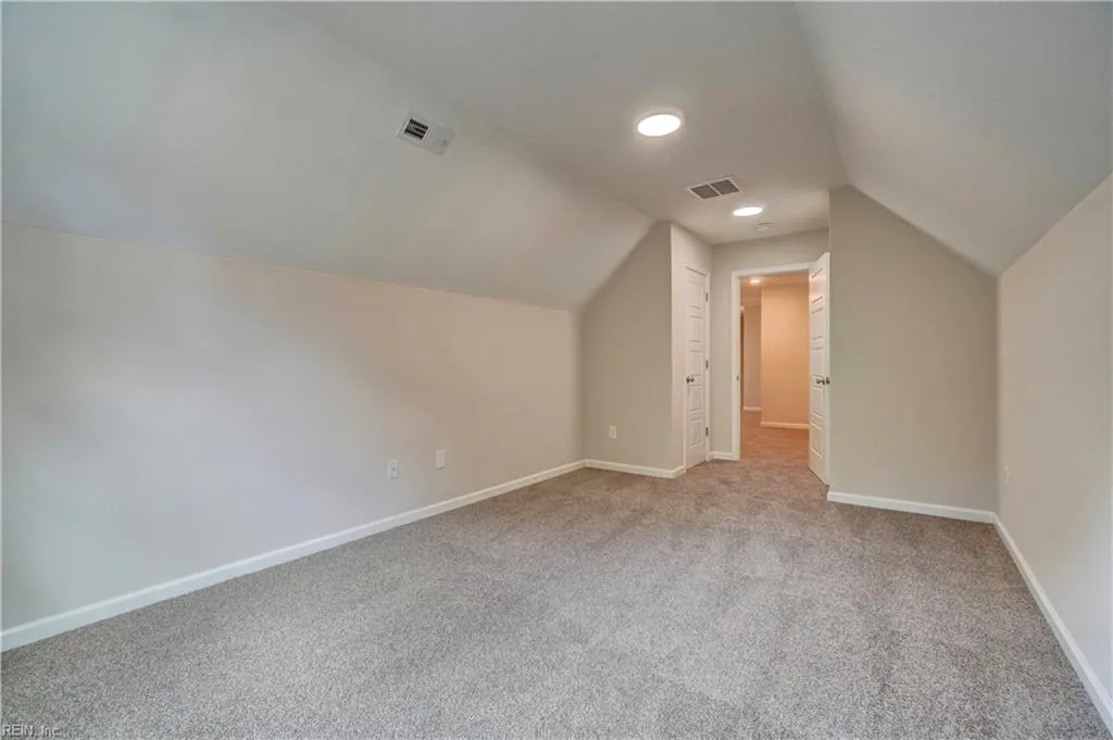 Hampton, Virginia 23664, United States, 5 Bedrooms Bedrooms, ,4 BathroomsBathrooms,Residential,Active,194837