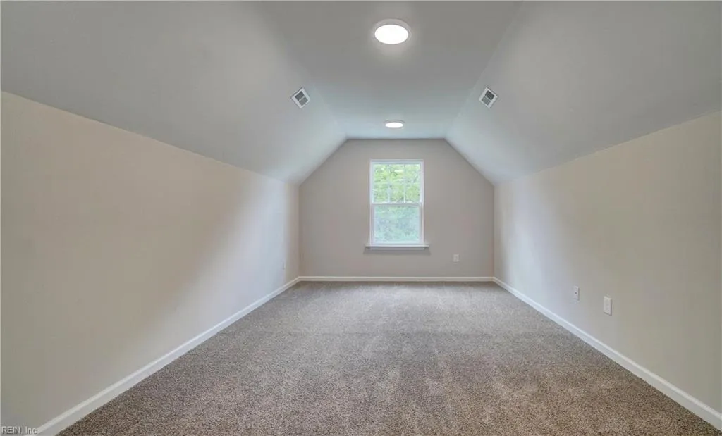 Hampton, Virginia 23664, United States, 5 Bedrooms Bedrooms, ,4 BathroomsBathrooms,Residential,Active,194837