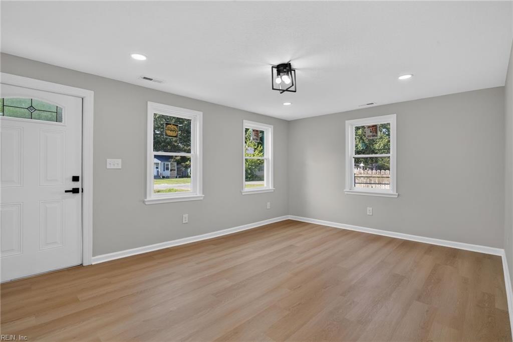 Photo of 802 Paul Street, Newport News, VA 23605 (MLS # 10652360)