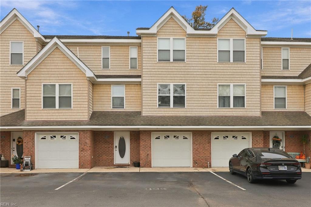 Photo of 1123 Arlynn Lane, Virginia Beach, VA 23451 (MLS # 10658221)