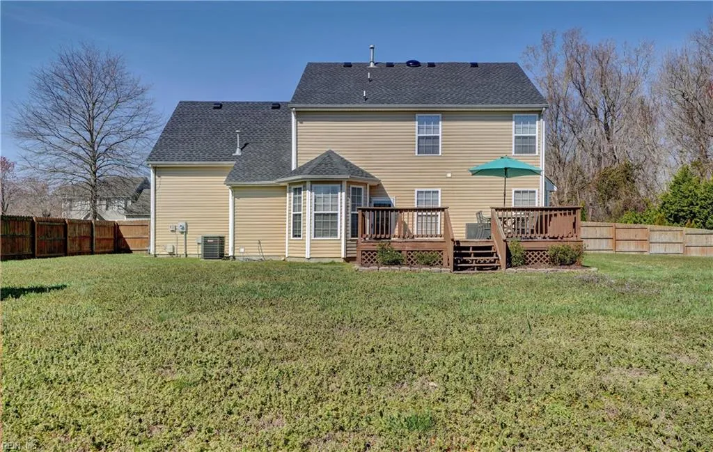 Suffolk, Virginia 23434, United States, 4 Bedrooms Bedrooms, ,3 BathroomsBathrooms,Residential,Active,92322