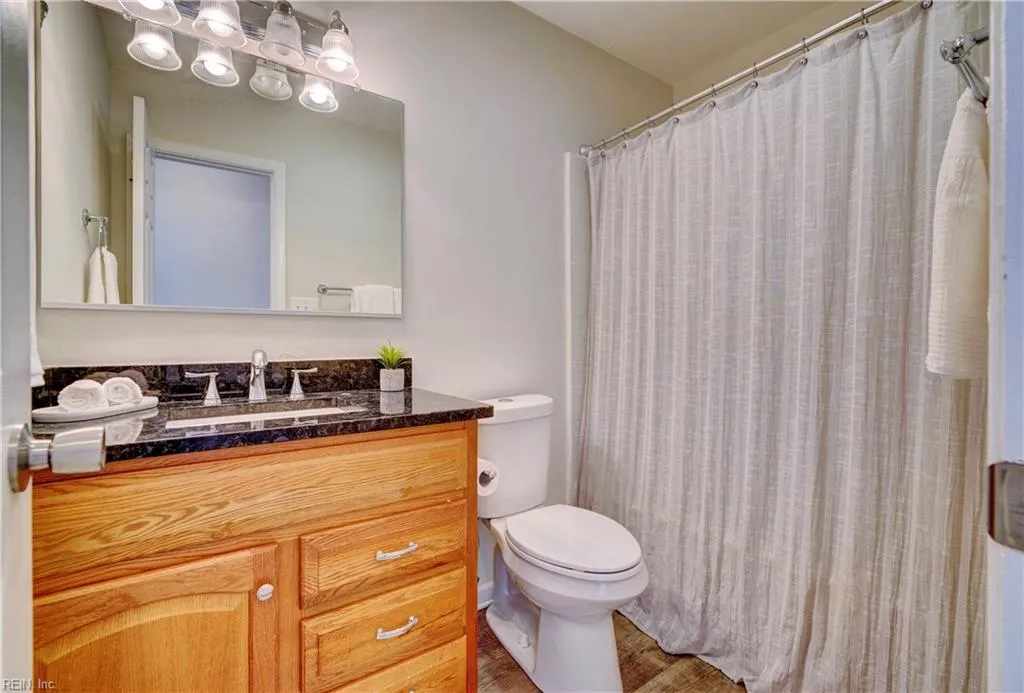 Suffolk, Virginia 23434, United States, 4 Bedrooms Bedrooms, ,3 BathroomsBathrooms,Residential,Active,92322