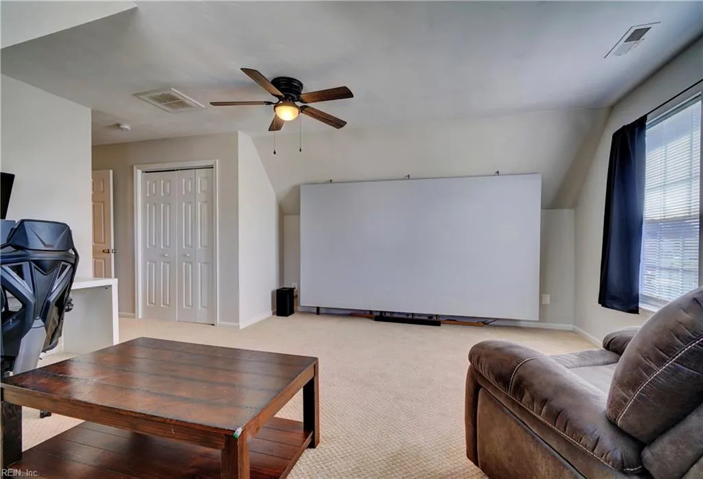 Suffolk, Virginia 23434, United States, 4 Bedrooms Bedrooms, ,3 BathroomsBathrooms,Residential,Active,92322