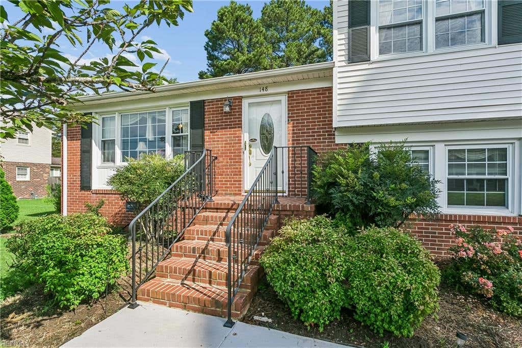 Photo of 148 Lawson Drive, Yorktown, VA 23693 (MLS # 10649836)