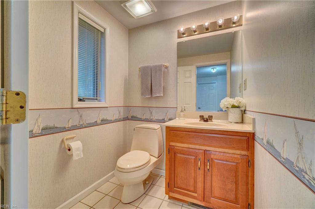 110 Olde Pond LN