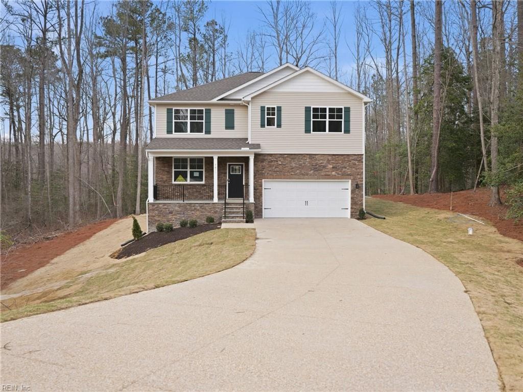 Photo of 7611 Patriots Way, Gloucester, VA 23061 (MLS # 10632297)