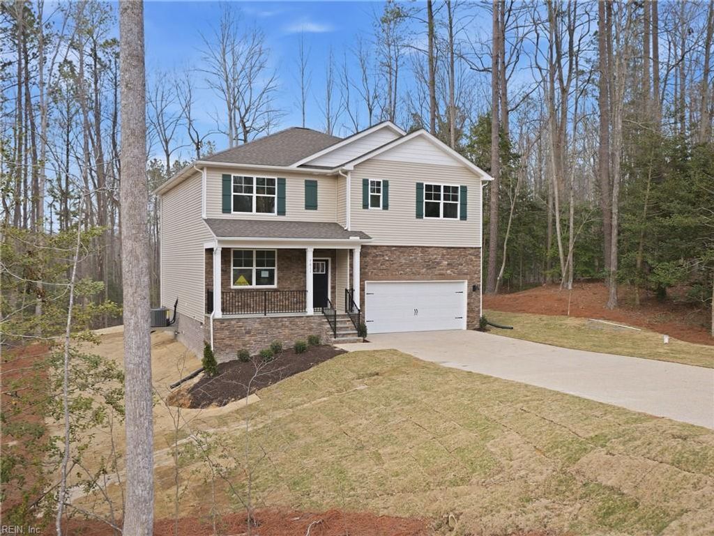 Photo of 7611 Patriots Way, Gloucester, VA 23061 (MLS # 10632297)