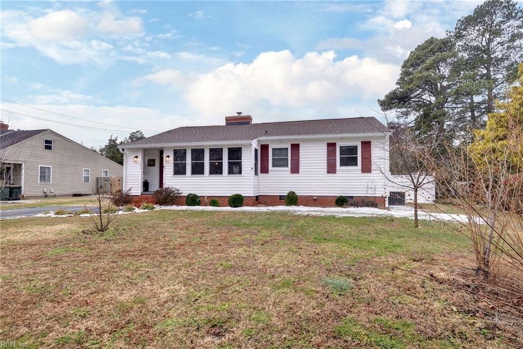 Photo of 593 Catesby Lane, Williamsburg, VA 23185 (MLS # 10618606)