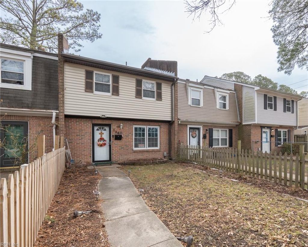 Photo of 116 Bristol Avenue, Norfolk, VA 23502 (MLS # 10621078)