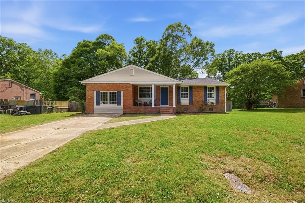 Photo of 3661 Deerfield Drive, Suffolk, VA 23435 (MLS # 10633482)