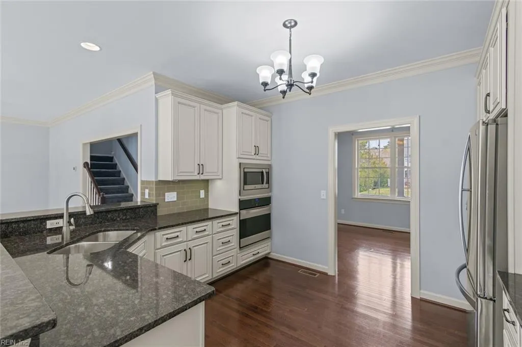 Poquoson, Virginia 23662, United States, 5 Bedrooms Bedrooms, ,4 BathroomsBathrooms,Residential,Active,95222