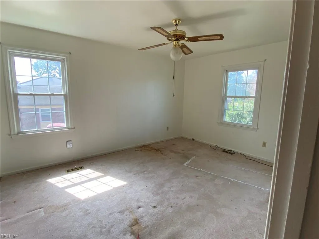 Hampton, Virginia 23669, United States, 4 Bedrooms Bedrooms, ,3 BathroomsBathrooms,Residential,Active,113829