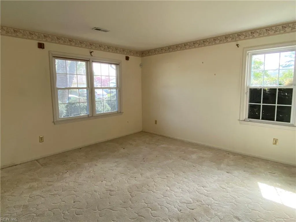 Hampton, Virginia 23669, United States, 4 Bedrooms Bedrooms, ,3 BathroomsBathrooms,Residential,Active,113829