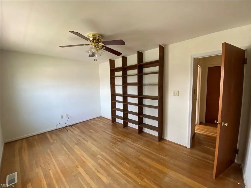 Hampton, Virginia 23669, United States, 4 Bedrooms Bedrooms, ,3 BathroomsBathrooms,Residential,Active,113829