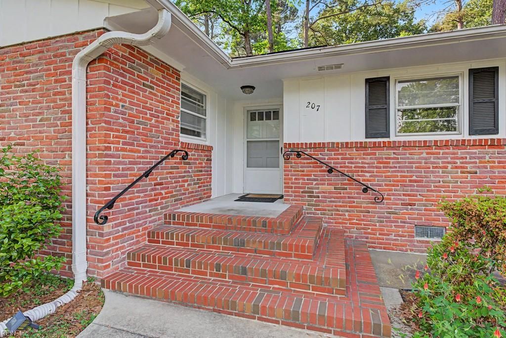 Photo of 207 Milstead Road, Newport News, VA 23606 (MLS # 10632511)