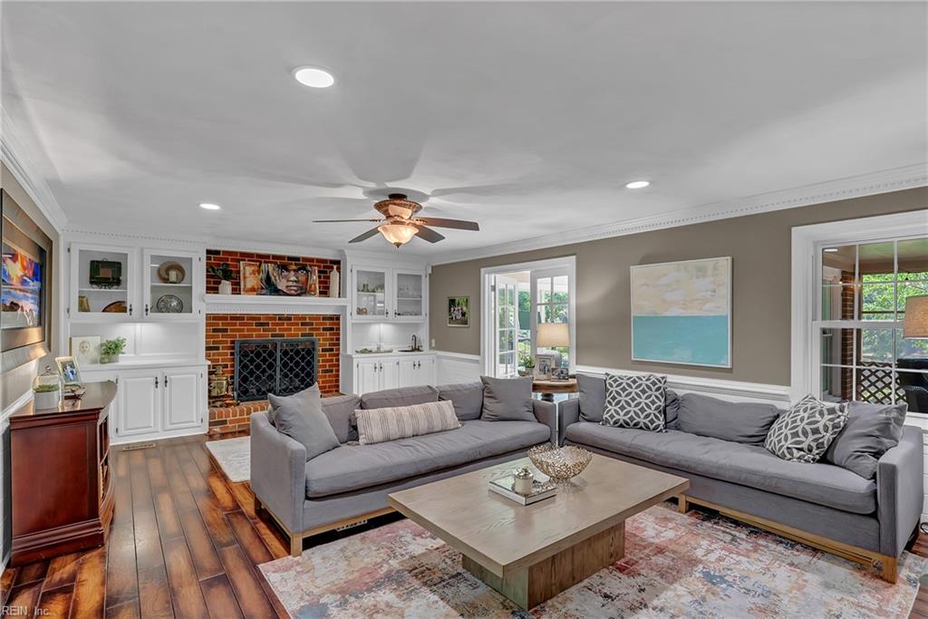 1713 Lovetts Pond LN