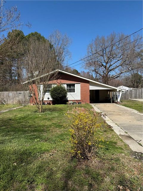 13A Colberts LN Newport News VA 23601