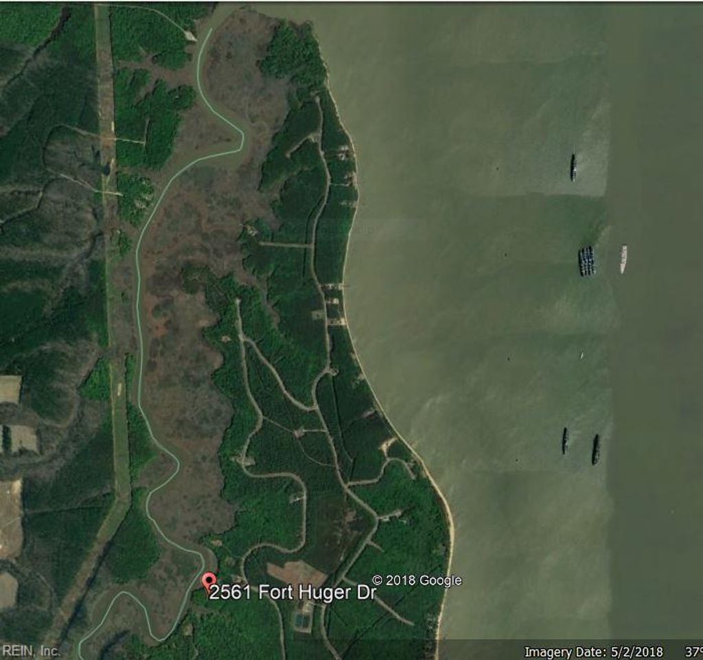 Photo of 2561 Fort Huger Drive, Smithfield, VA 23430 (MLS # 10618565)