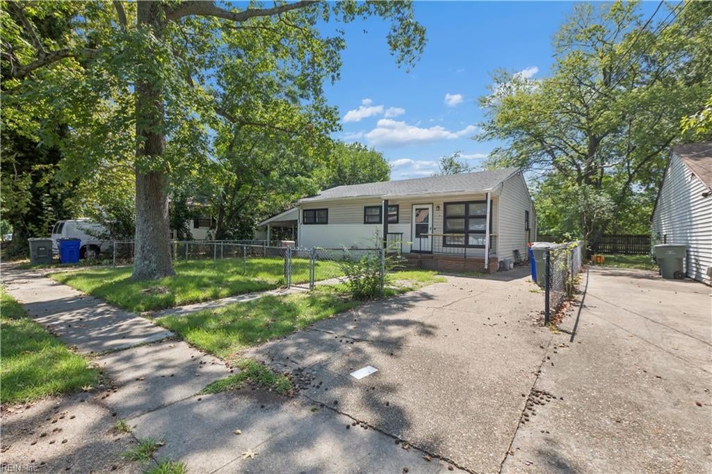 Photo of 211 Woodview Avenue #A, Norfolk, VA 23505 (MLS # 10652016)