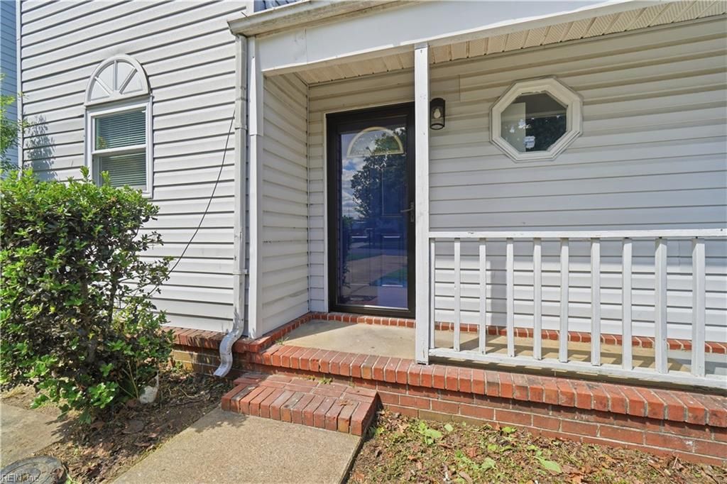 Photo of 2113 Keller Avenue #14, Norfolk, VA 23504 (MLS # 10638766)