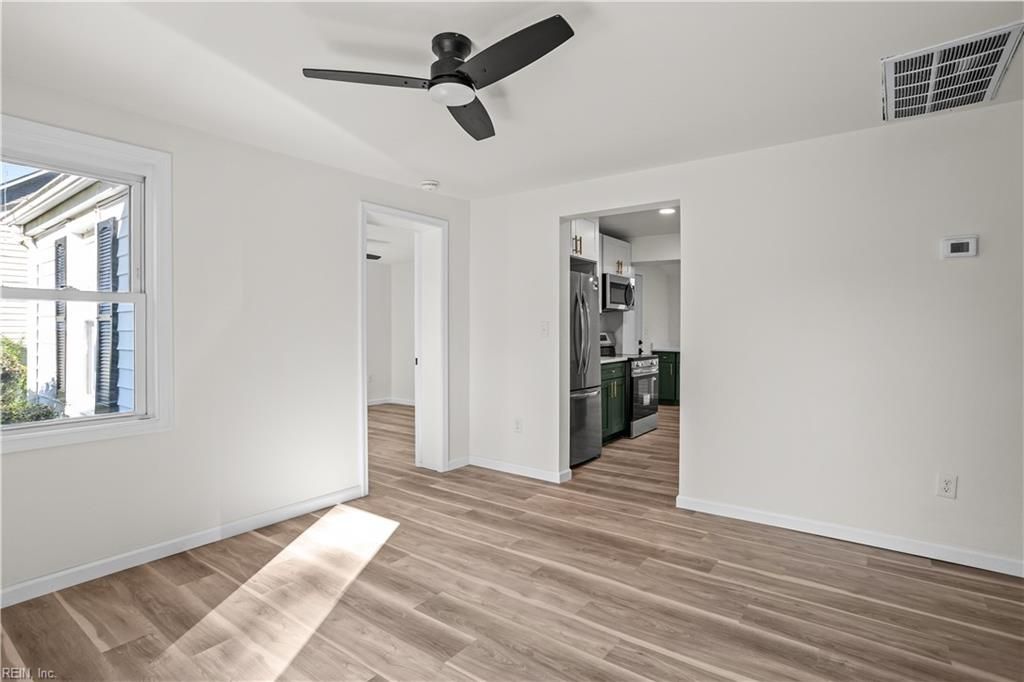 Photo of 9 Pollux Circle, Portsmouth, VA 23701 (MLS # 10637270)