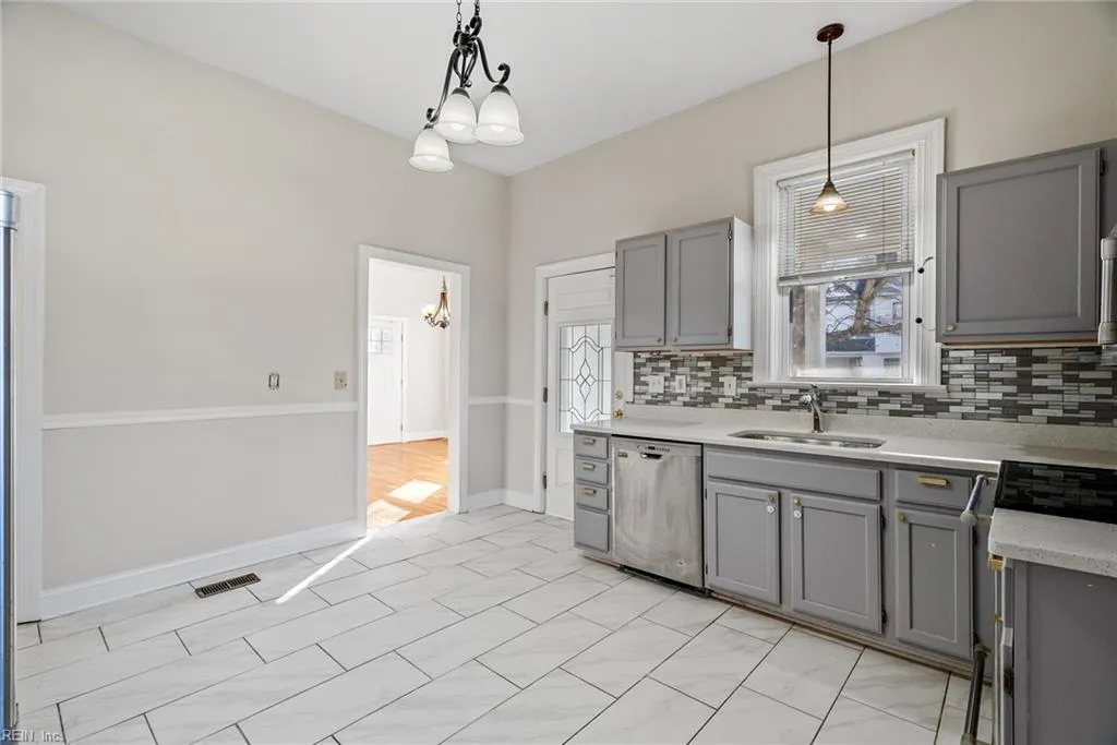 Chesapeake, Virginia 23324, United States, 4 Bedrooms Bedrooms, ,2 BathroomsBathrooms,Residential,Active,12075