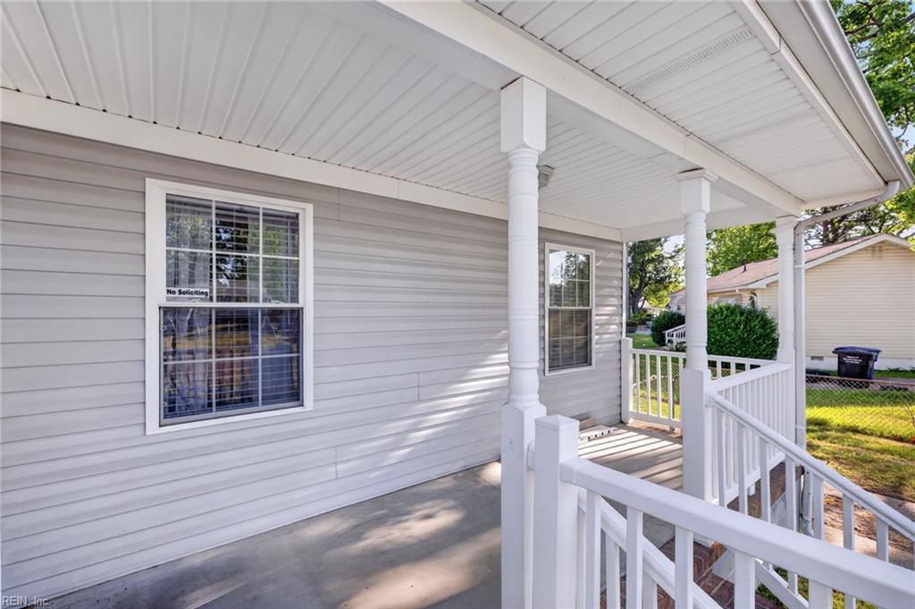 Photo of 802 Hancock Avenue, Portsmouth, VA 23701 (MLS # 10649366)