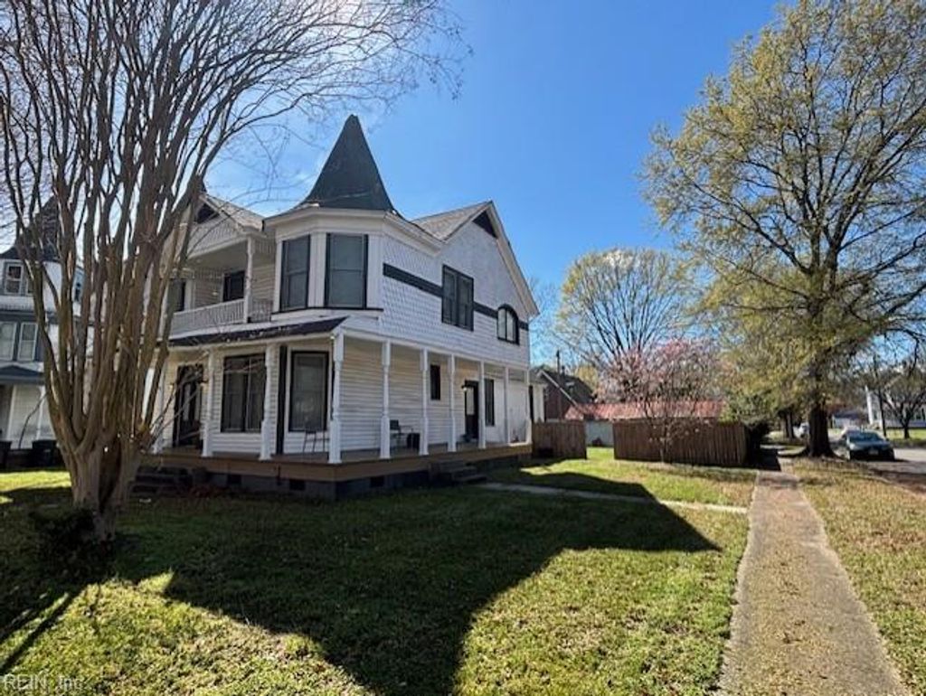 Photo of 202 Broad Street, Portsmouth, VA 23707 (MLS # 10625620)